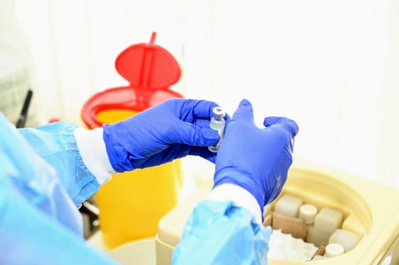 В Одессе сделали первую прививку от коронавируса