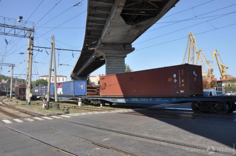 Из-за ремонтных работ в Одесском порту ограничат движение через ЖД проезд