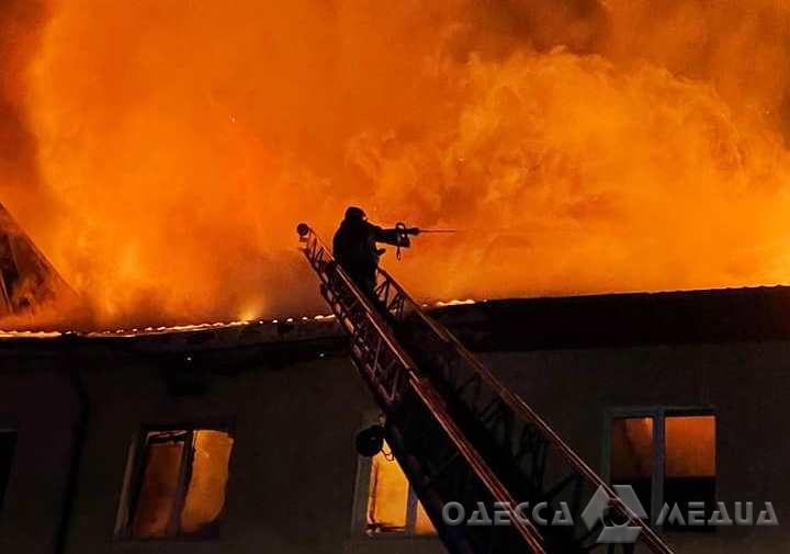 Под Одессой горело четырёхэтажное здание