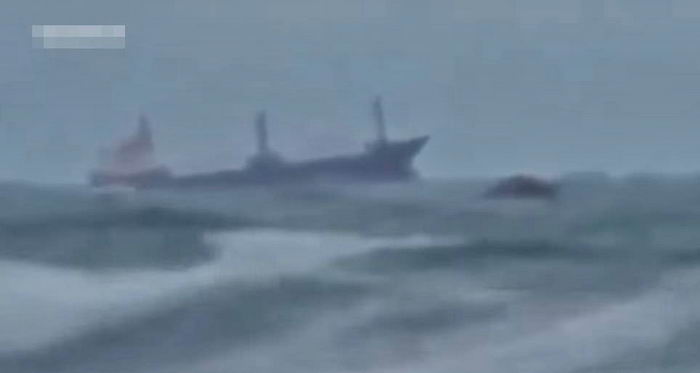 В Черном море затонуло судно с украинским экипажем