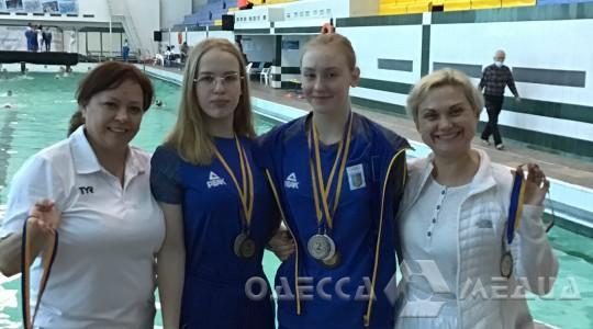 Серебро и бронза: спортсменки из Одессы – призеры чемпионата Украины по синхронному плаванию (фото)