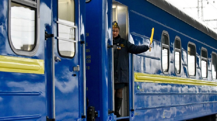 «Укрзалізниця» объявляет забастовку: остановятся все перевозки