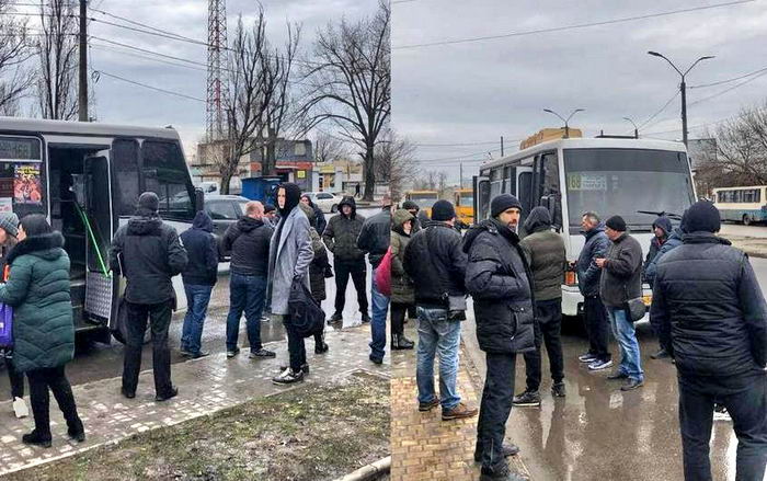 В Одессе водители популярного маршрута устроили забастовку