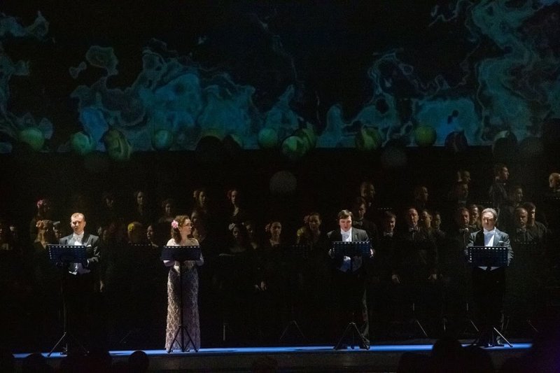В Одесской опере – премьера с жемчугом и волнами океана (фото)