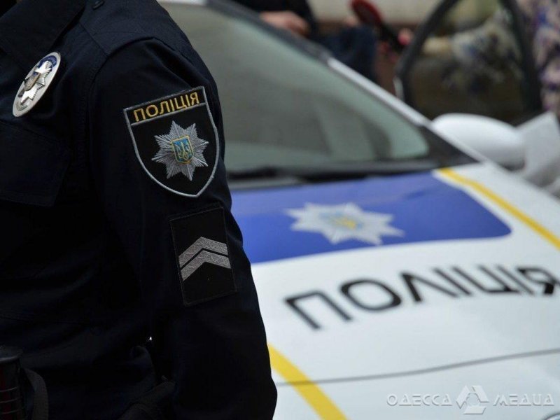 В Одессе «доставщик» наркотиков на мопеде попался с «товаром» (фото)