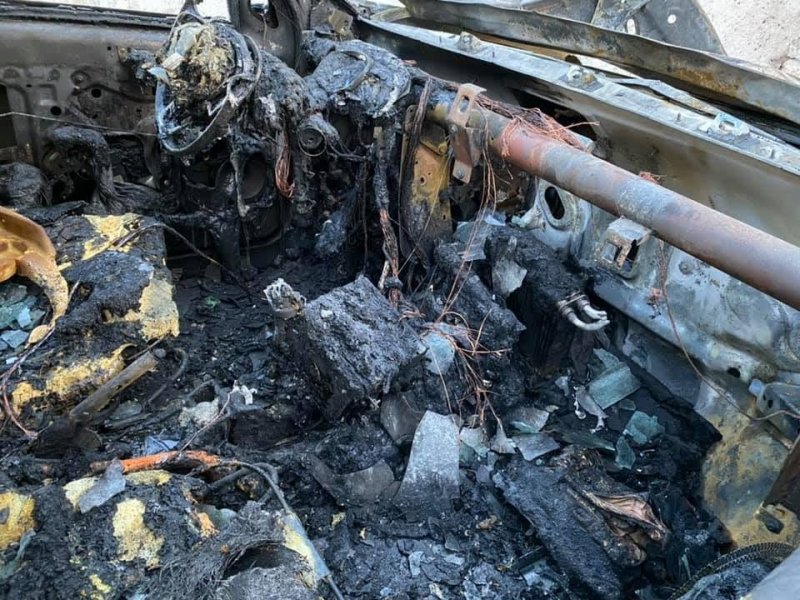 Под Одессой подожгли машину активистов