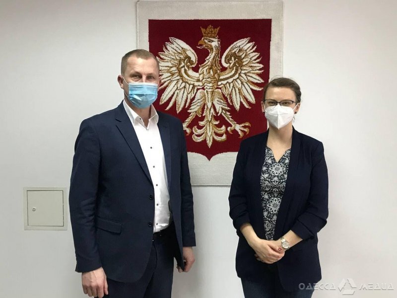 Генконсул Польши в Одессе намерена защищать память своих расстрелянных соотечественников