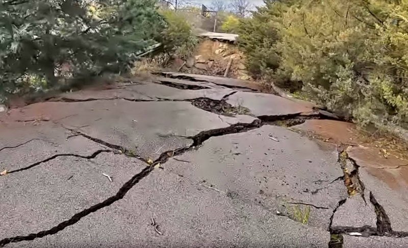 Оползень в Черноморске: опубликованы новые фото и видео