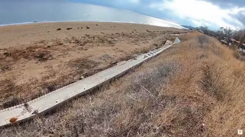 Оползень в Черноморске: опубликованы новые фото и видео