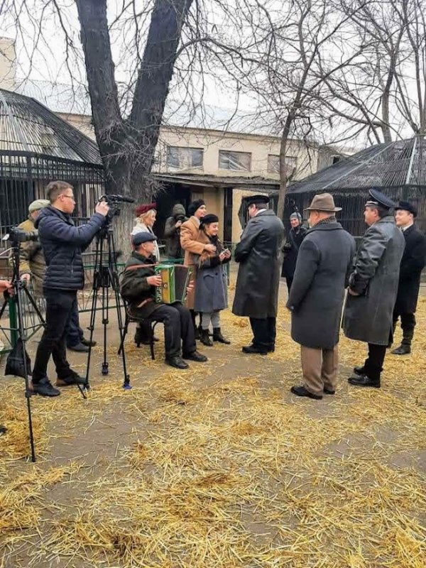 Одесская киностудия снимает новое кино в зоопарке