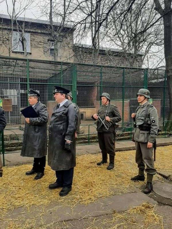 Одесская киностудия снимает новое кино в зоопарке