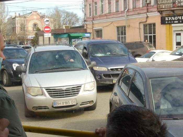 По дороге на поселок Котовского огромная пробка