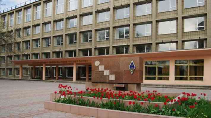 Суд остановил эксплуатацию общежития и военной кафедры Одесского политеха