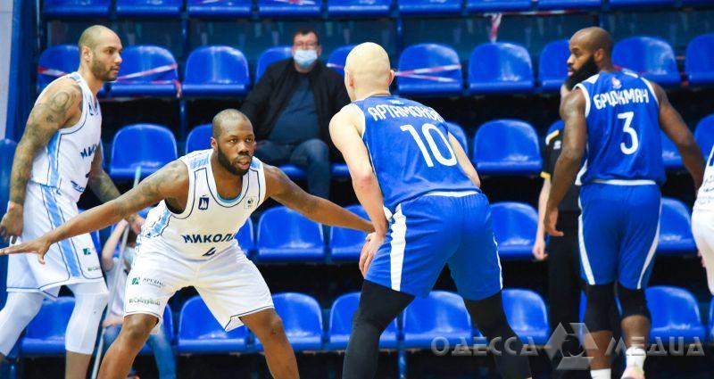 Баскетбол: «Одесса» без главного тренера обыграла «Николаев» (видео)