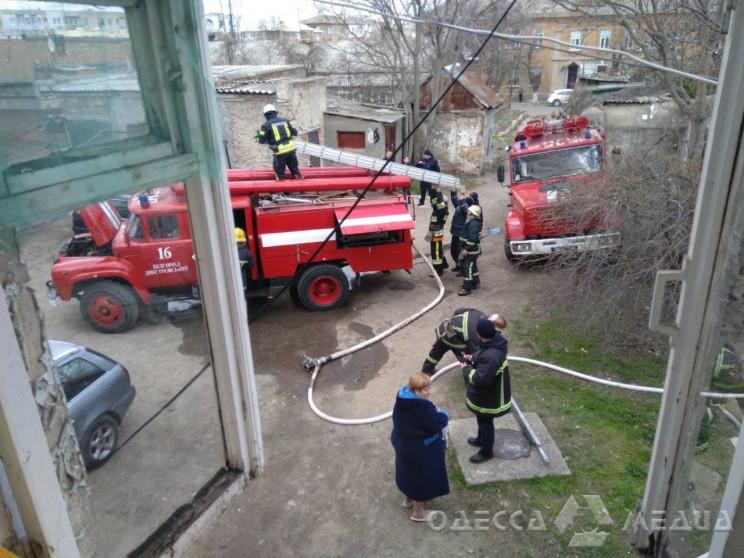 Пожар в Одесской области: 10 спасателей, 3 эвакуированных, без пострадавших  (фото)
