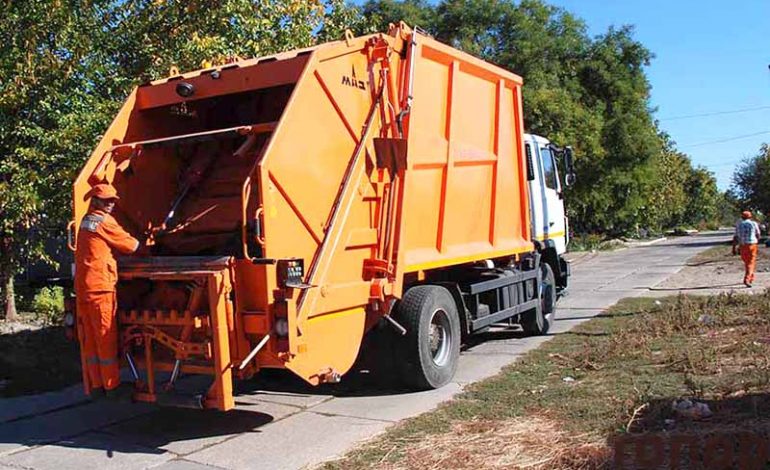 В Болграде купят еще один мусоровоз