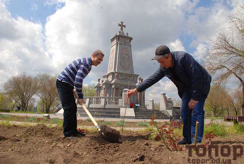 Болград: территория вокруг памятника болгарским ополченцам станет еще краше (фото)