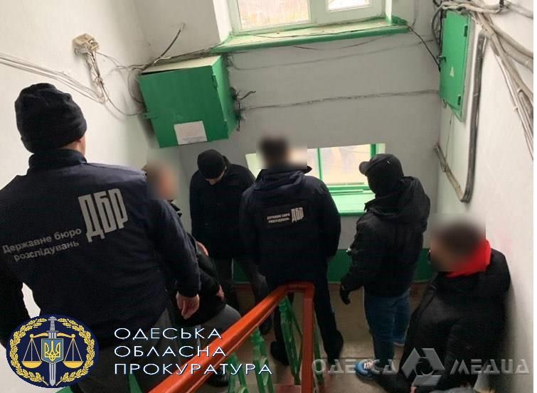 До 8 лет с конфискацией: в Одессе за коррупцию будут судить экс-полицейского (фоторепортаж)
