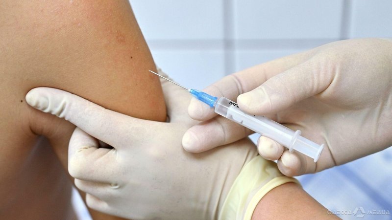 За прошедшие сутки 500 жителей Одесского региона получили вакцину от COVID-19
