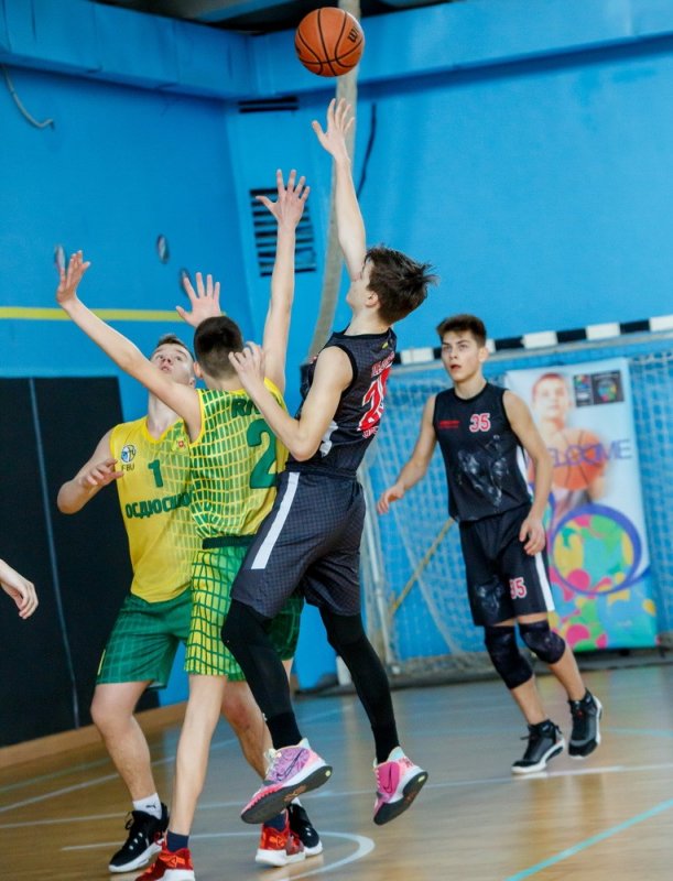Юные одесские спортсмены стали серебряными призерами Всеукраинской баскетбольной лиги (фоторепортаж)