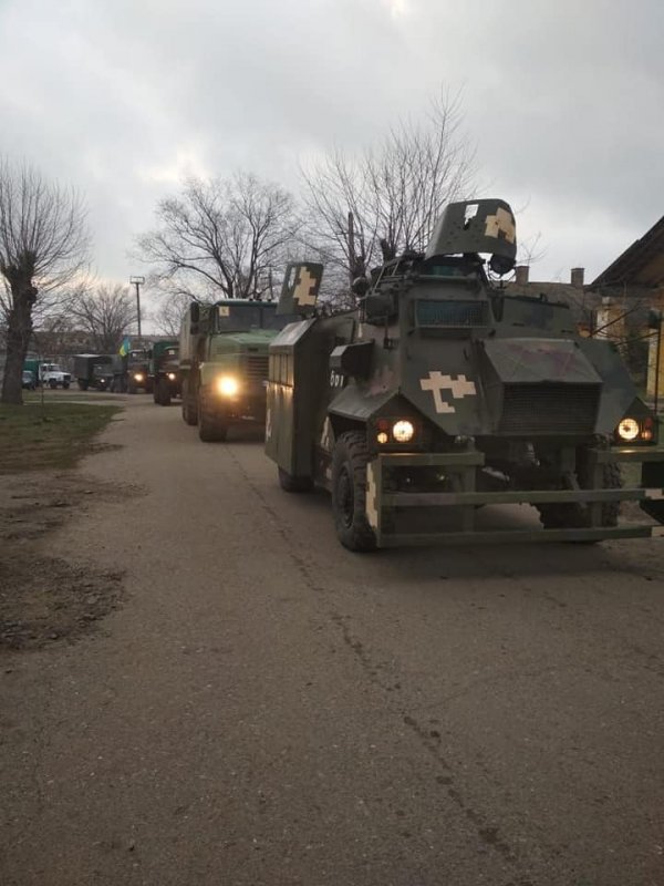 Белгород-Днестровский: спецназ на бронетехнике отрабатывает охрану украинско-молдавской границы (фото)