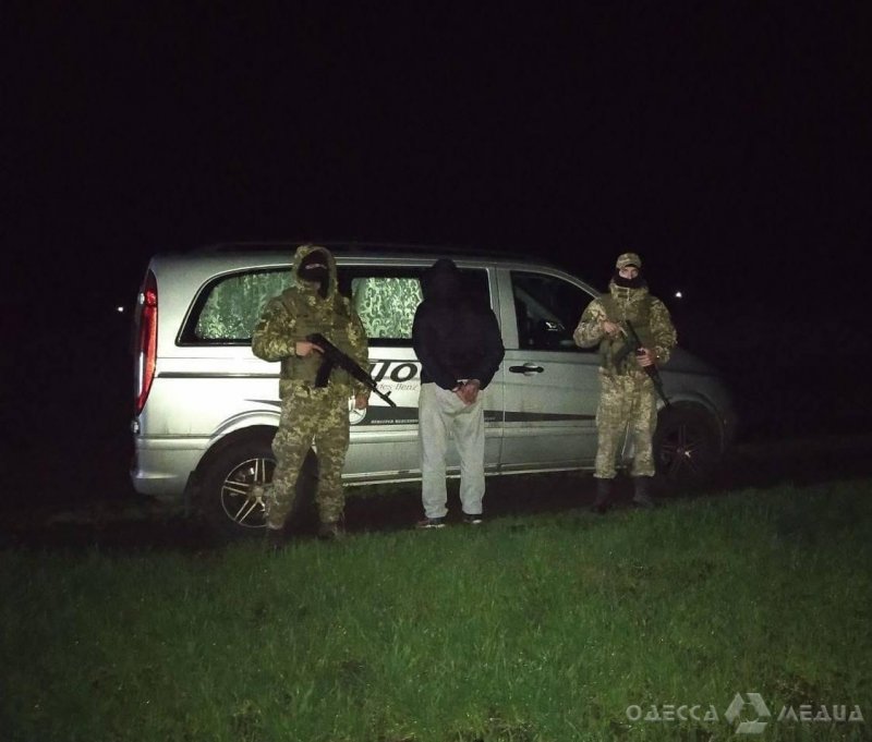 Неплательщик алиментов попался на границе в Одесской области (фото)