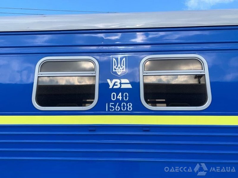С середины мая «Укрзалізниця» запустит поезда из Одессы в Мариуполь