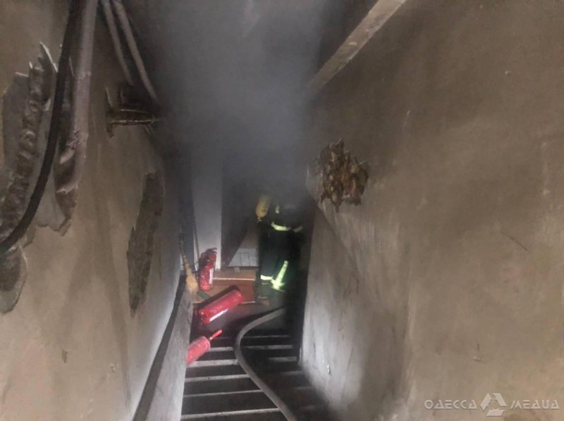 На Ришельевской в закрытой гостинице «Черное море» случился пожар