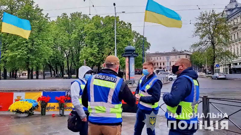 В Одессе повышенные меры безопасности – дежурит 2600 полицейских (фото)