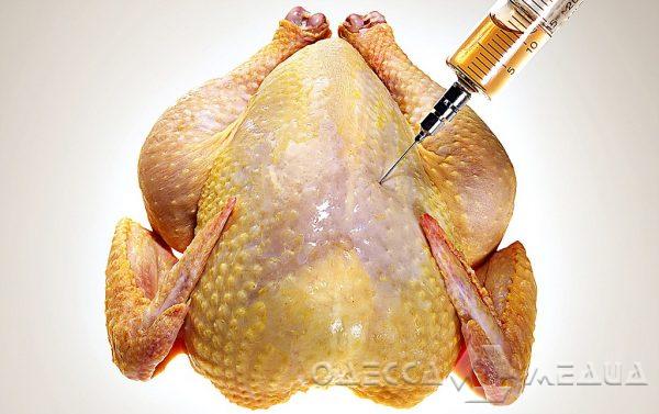 Одесситов предупреждают об опасной курятине, накаченной антибиотиками