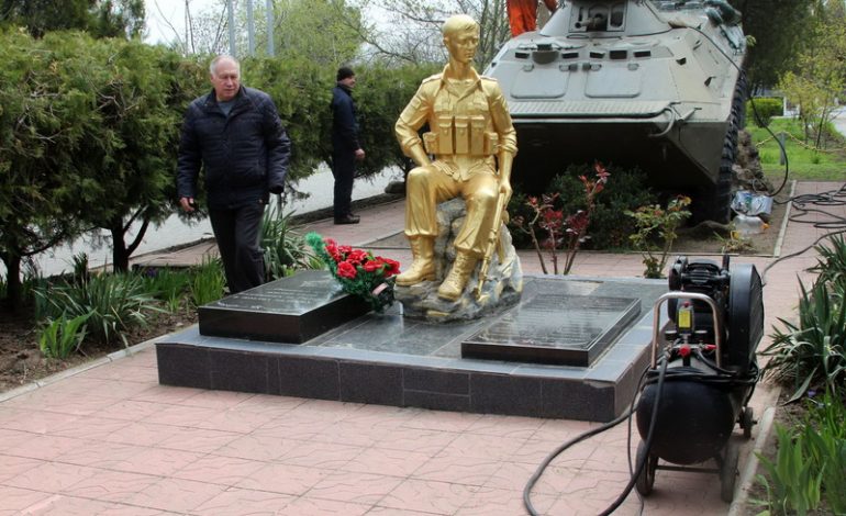 Места боевой славы благоустроили ко Дню Победы в Белгороде-Днестровском