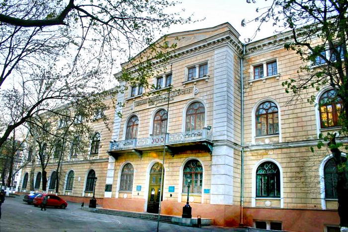 Одесский университет Мечникова требуют закрыть и отключить от электричества