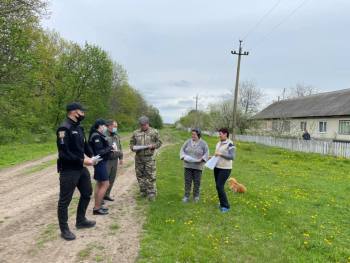 Леса Одесской области обследуют спасатели