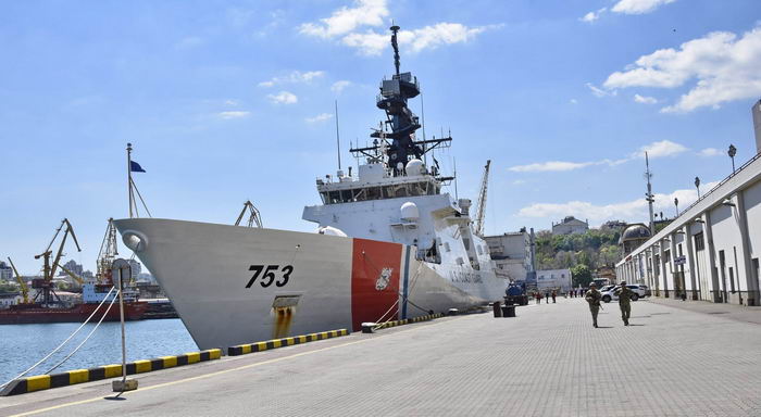 В Одесский порт зашел катера береговой охраны США