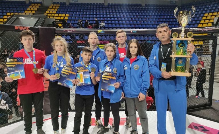 Арцизские бойцы привезли золото с Чемпионата Украины по ММА