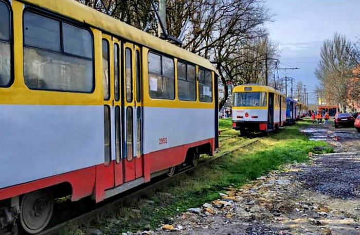 В Одессе остановились почти все трамваи и троллейбусы
