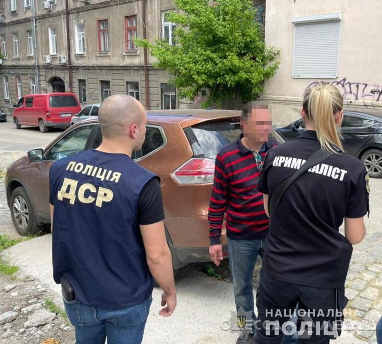 Полиция задержала директора одесского коммунального предприятия: требовал 50 тысяч за аренду помещения (видео)