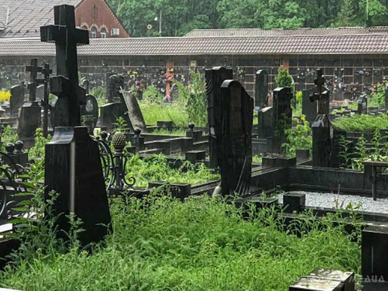 В Одесской области произошло дерзкое убийство на кладбище (фото)