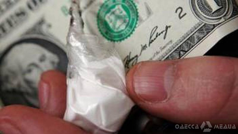 В Одессе рецидивист через Интернет заказал амфетамин для продажи наркозависимым (фото)