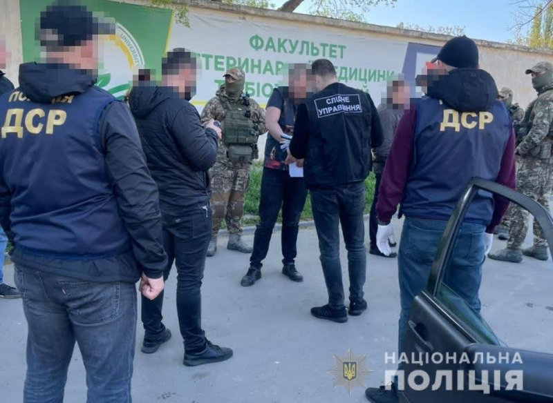 В Одессе задержали банду “гастролеров” – грабили под видом таксистов
