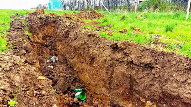 Вокруг курорта в Одесской области выкопали глубокий ров