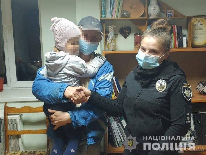 В Одесской области 4-летнюю девочку оставили без присмотра: родителей привлекли к ответственности