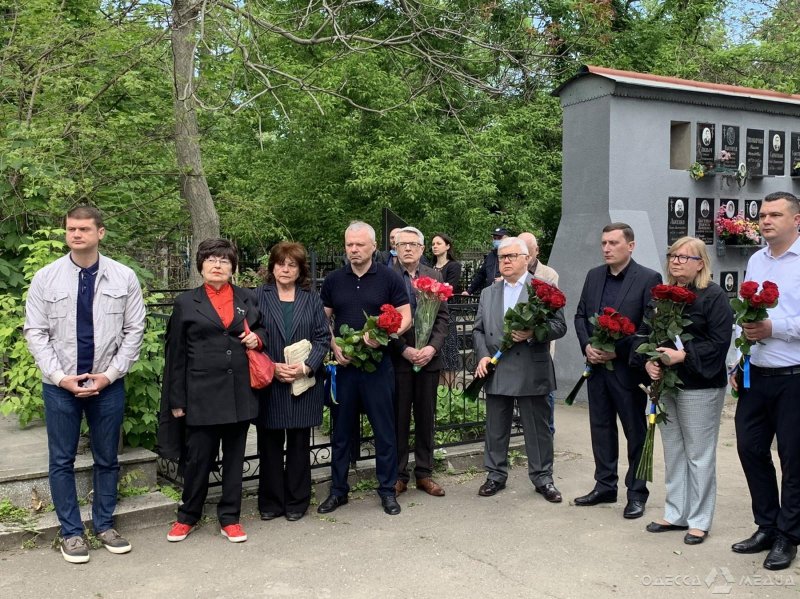 В Одессе на ІІ Христианском кладбище почтили память жертв политических репрессий (фото)