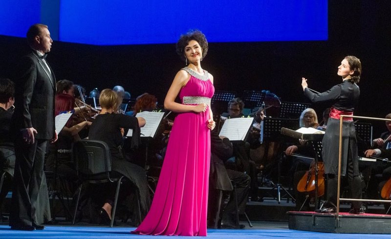 В Одесской опере дирижировала звездная Оксана Лынив (фото)