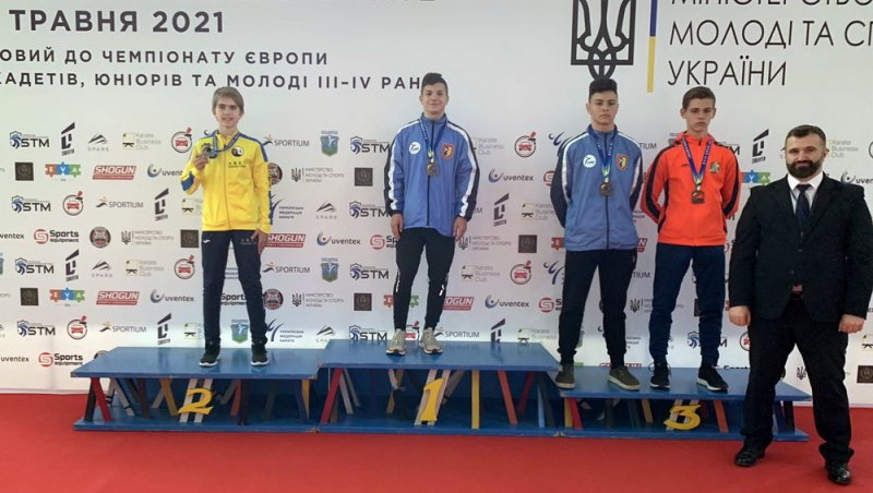 Одесские каратисты завоевали 31 медаль на чемпионате Украины среди кадетов, юниоров и молодежи (фото)