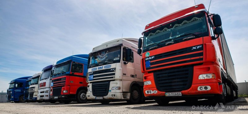 С июня вводятся ограничения для грузовиков на автодорогах Одесского региона