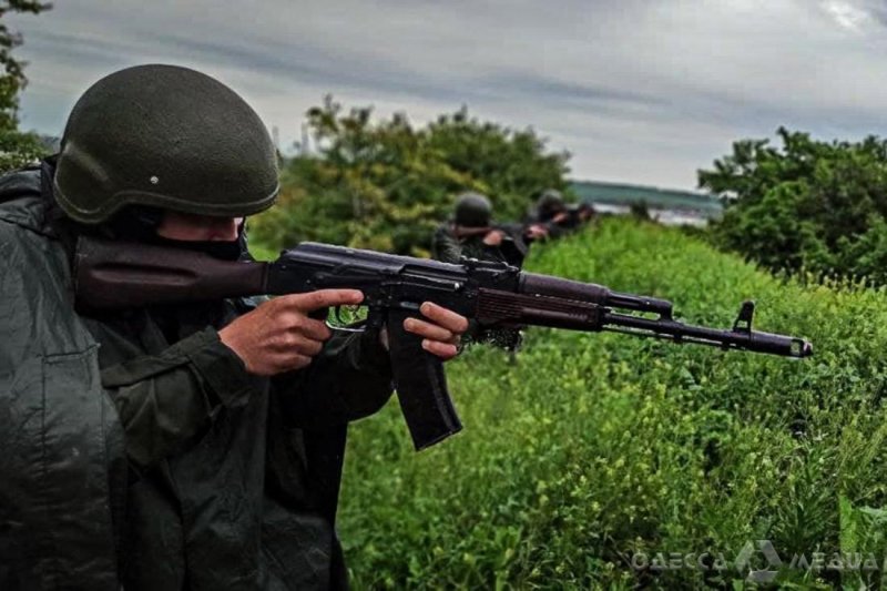 Украинские силовики провели под Одессой масштабные антитеррористические учения (фоторепортаж)
