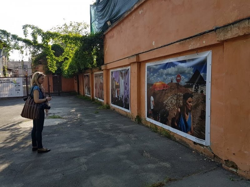 На Замке Монстров открыли международную фотовыставку