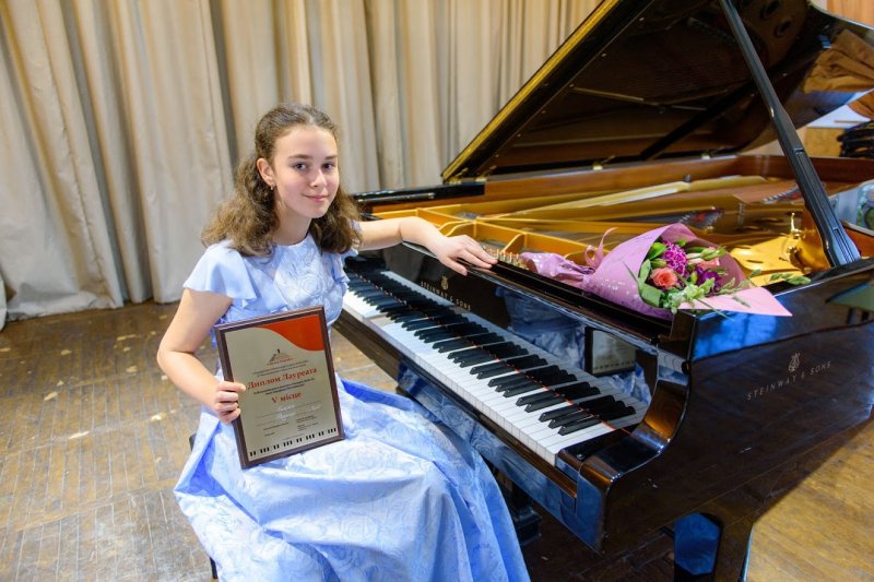 Конкурс юных пианистов в Одессе: киевлянка забрала два главных приза (видео)