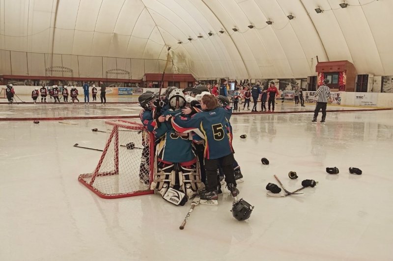 «Морские волки» из Одессы победили на Всеукраинском турнире по хоккею с шайбой (фото)
